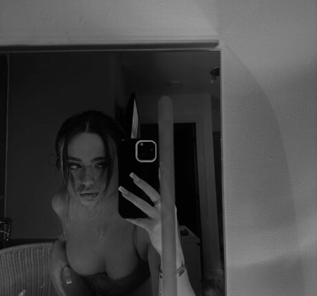 Olivia Alex star du sexe archive