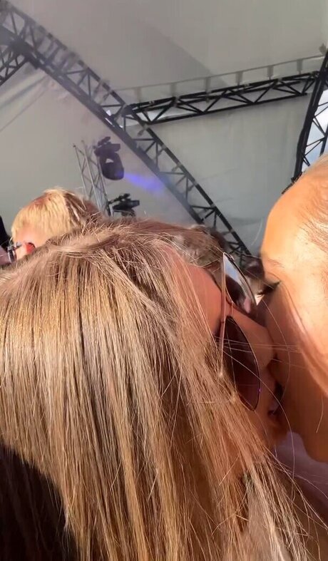 Olivia Alex sexe star du porno images