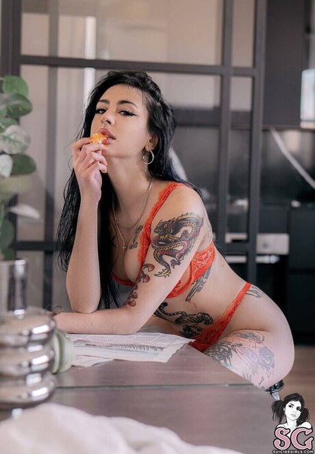 Deliriumtremmens modèle érotique galerie