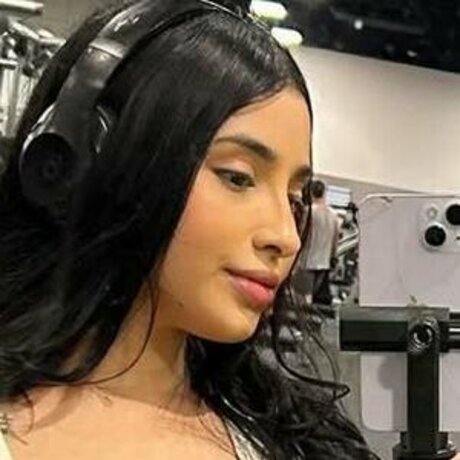 Karen Cantu modèle parfait des photos