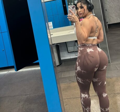 Karen Cantu star du porno adulte collection