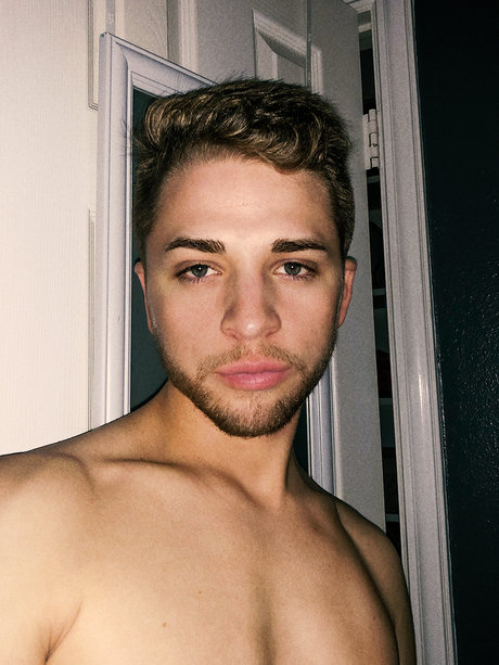 Lars étoile érotique img