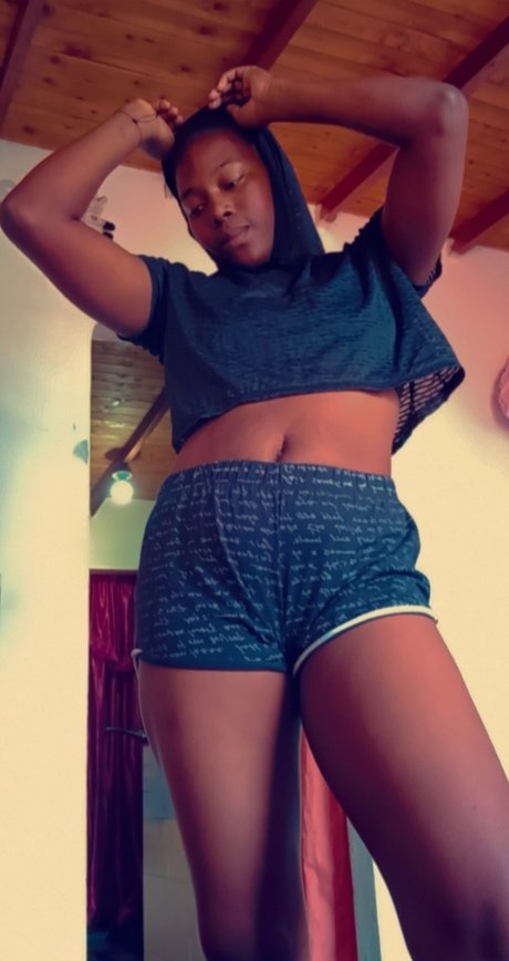 Josefina Romero Salgado modèle sexy photos