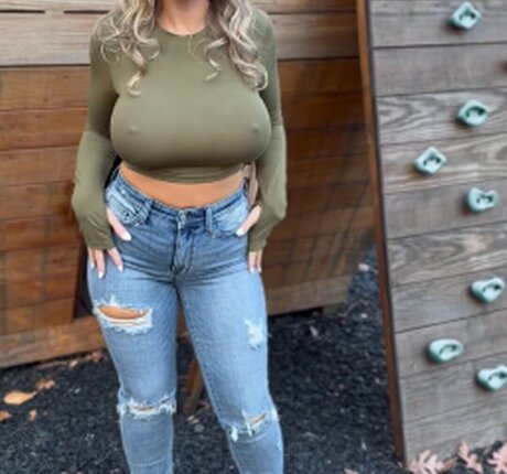 NoraRoseJeanxx modèle érotique img