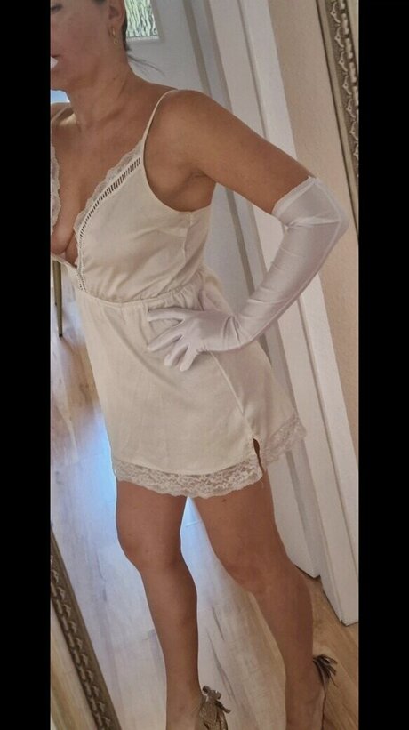 mamie milf onlyfans gratuit xxx images