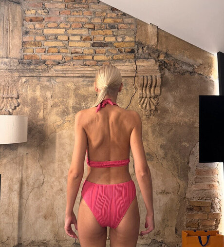 chaton gratuit onlyfans parfaite haute qualité archive