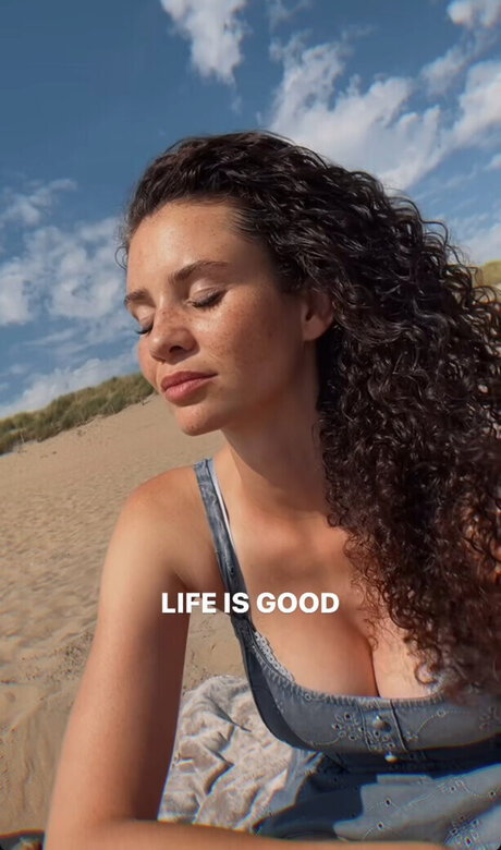 bang uniquementfans xxx magnifique image