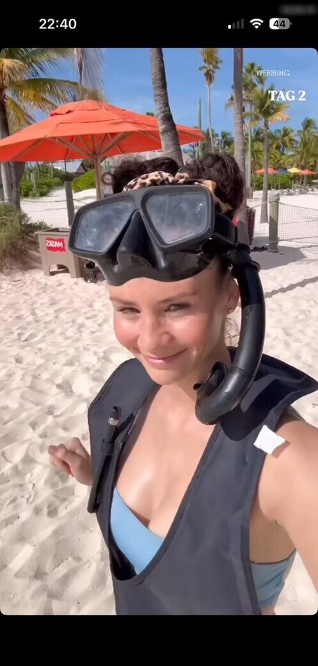 sexe en bikini uniquementfans adulte xxx photo