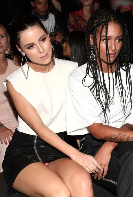 fans dadolescents japonais uniquement haute qualité exclusive image