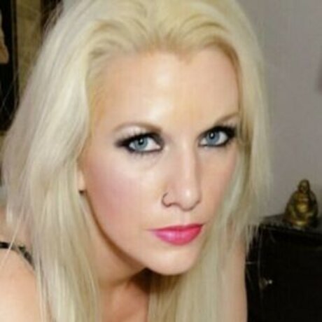 Flirty Nola star du porno exclusive galeries