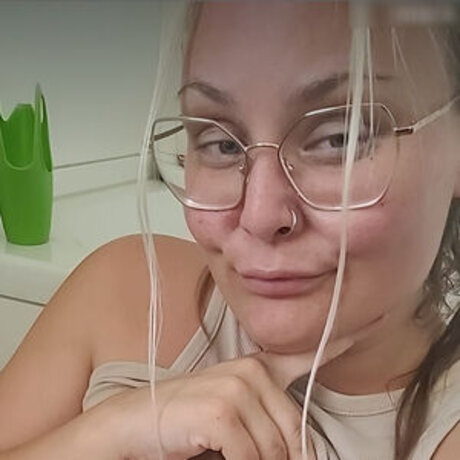 Pina Peach_ star du porno hd photo