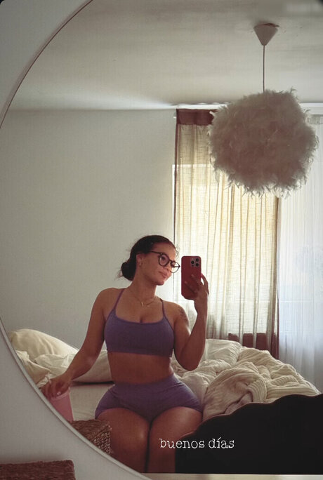 fans asiatiques de findom uniquement nu libre images