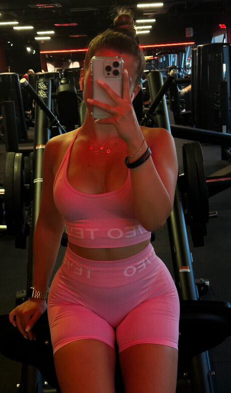 baisers lesbiens onlyfans haute définition adulte galeries