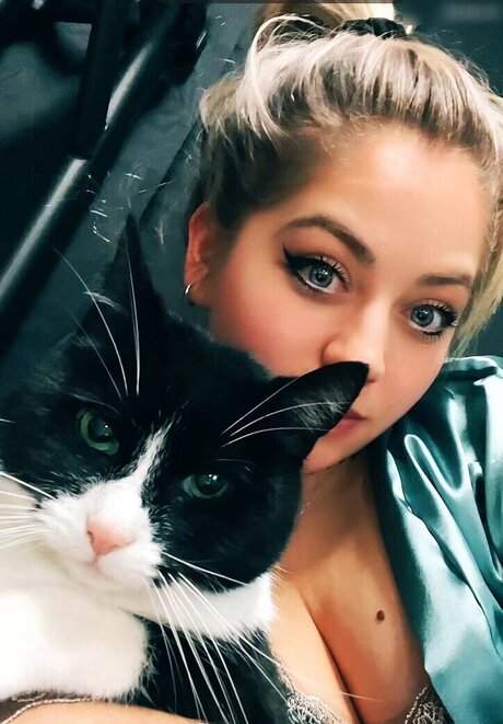 petite ébène onlyfans sexy photo