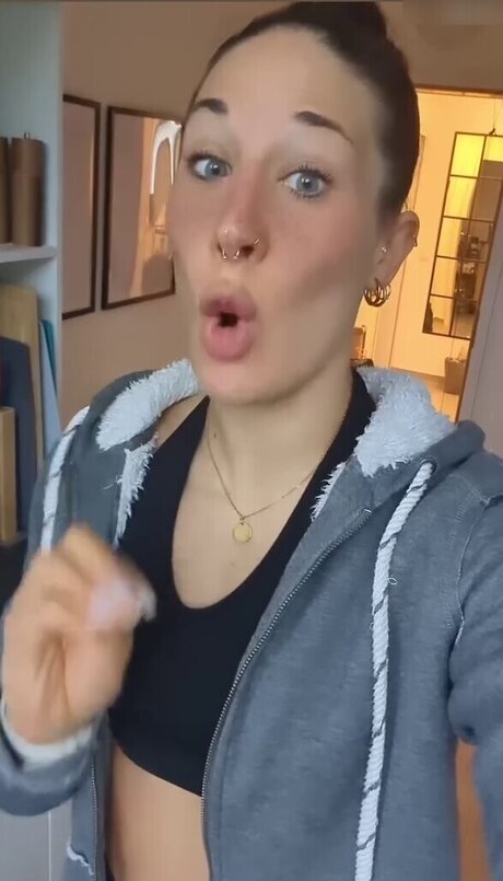 JuleTheFox star du porno sexy image