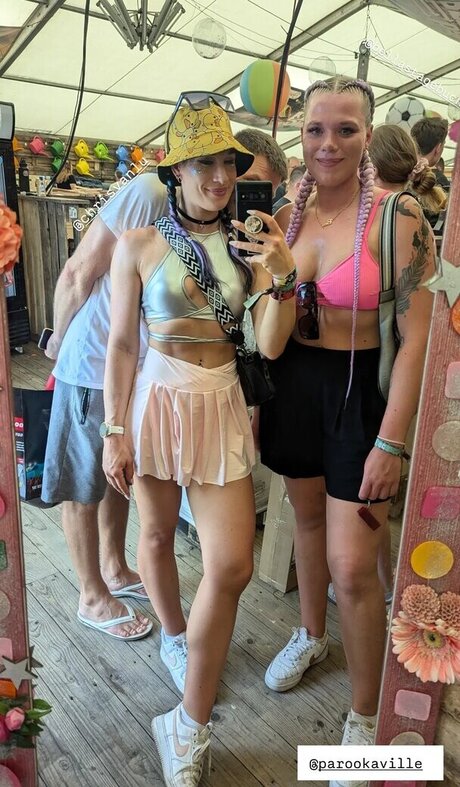 JuleTheFox jolie actrice des photos