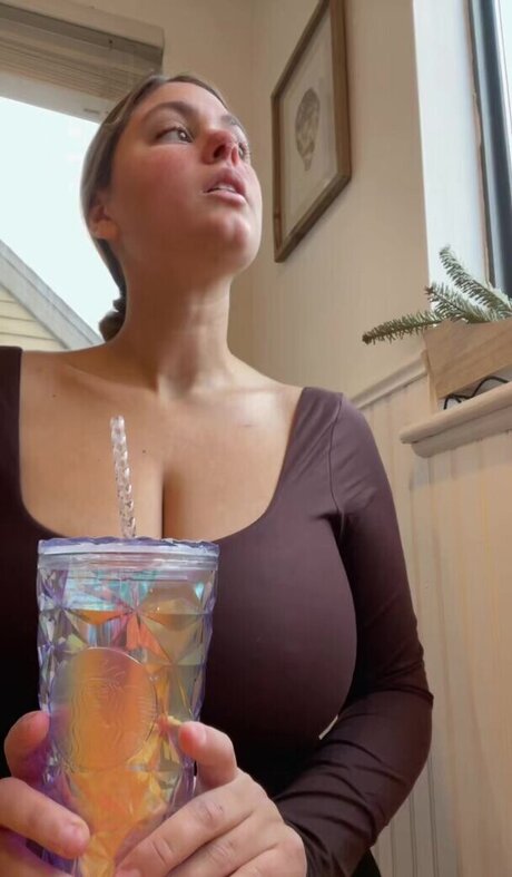 Brontenadine star exclusive img