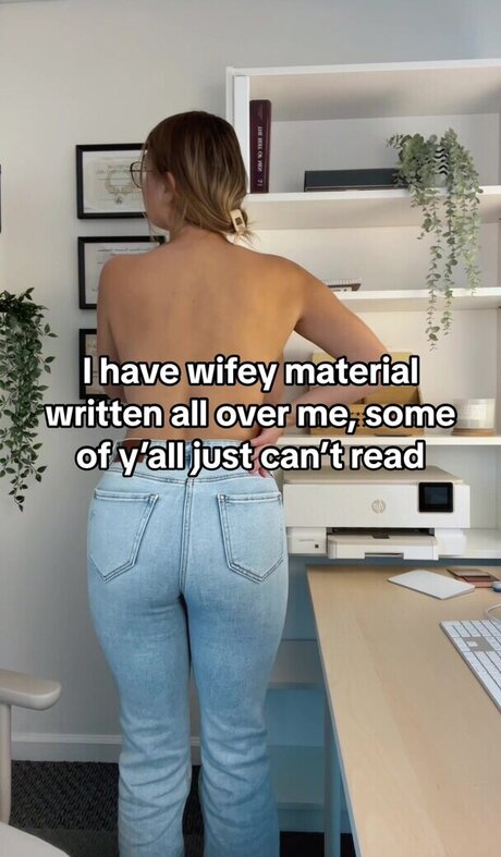 Brontenadine actrice érotique collection