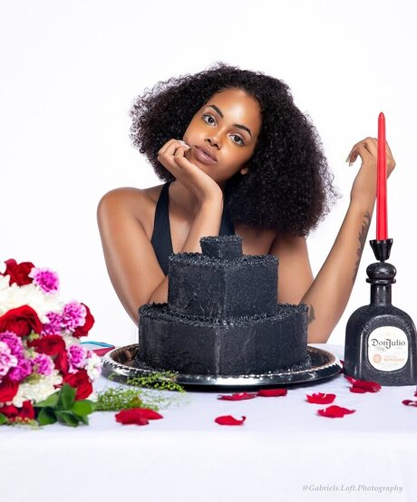 Mearathedoll star du porno en haute qualité archive