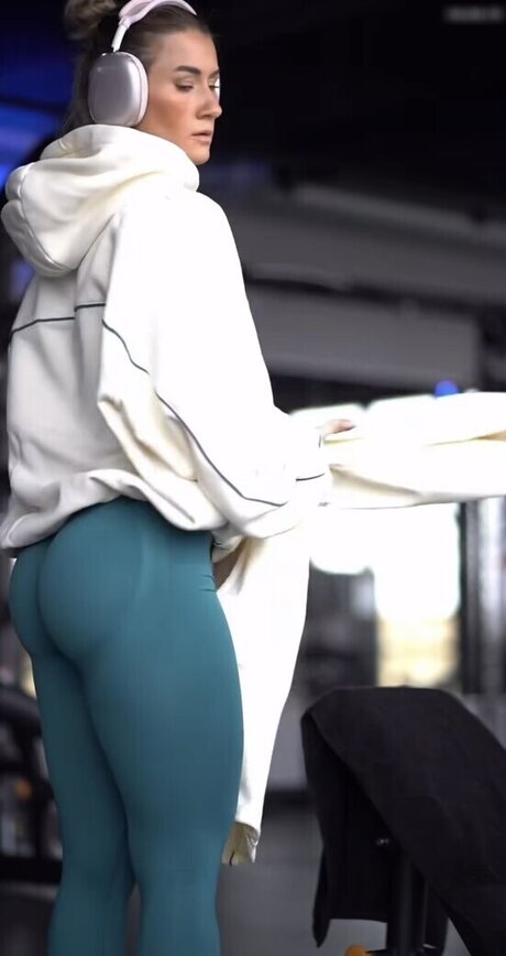 Lenaajoy sexe star du porno images