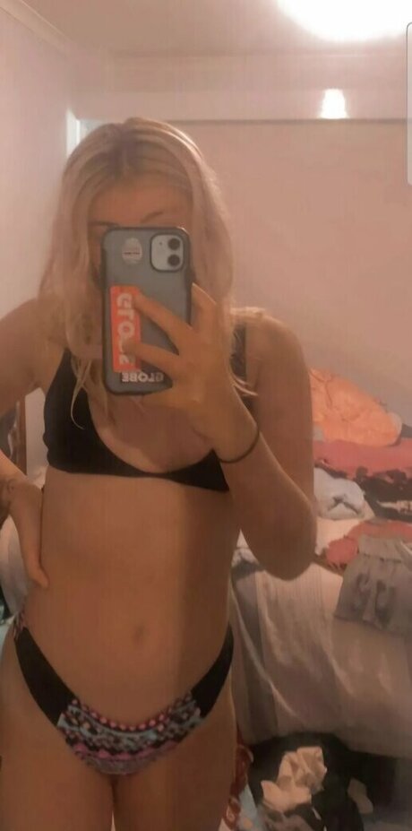 twink poilu onlyfans gratuit sympa image