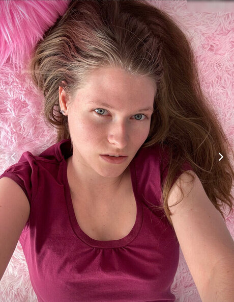 cuisses épaisses onlyfans assez nue galerie