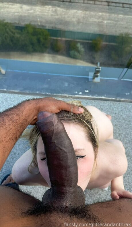 Glitterandanthrax nus de stars du porno galerie
