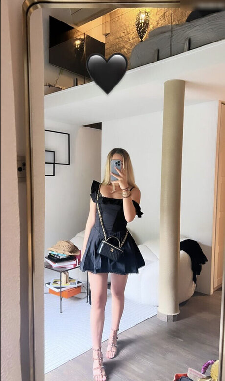 filles emo onlyfans art sympa img