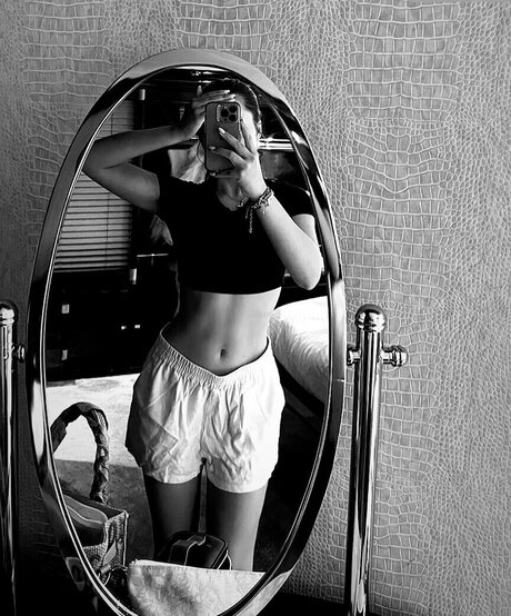 cosplay noir uniquement pour les fans sexy nue image