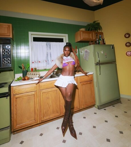 Doechii star du porno exclusive galeries