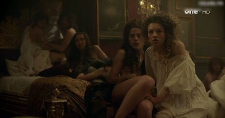 Versailles Fernsehserie_ joli modèle des photos