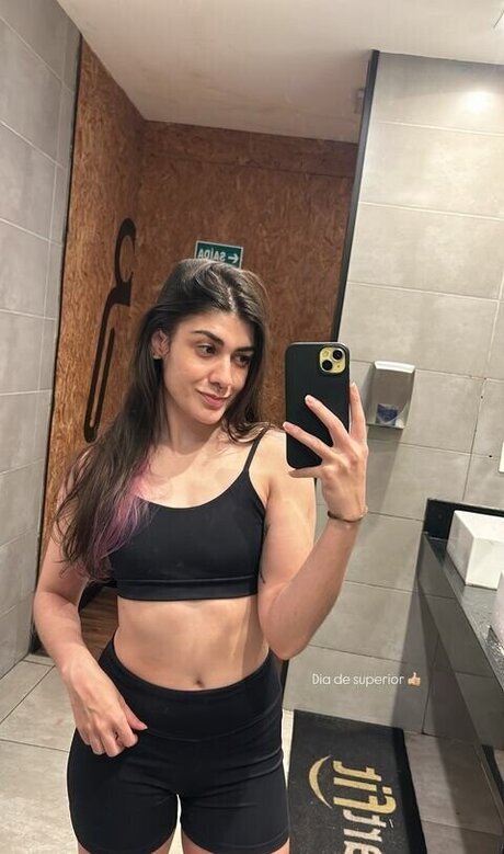 lorak al étoile nue photos