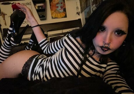 Wuvmia nus de stars du porno img