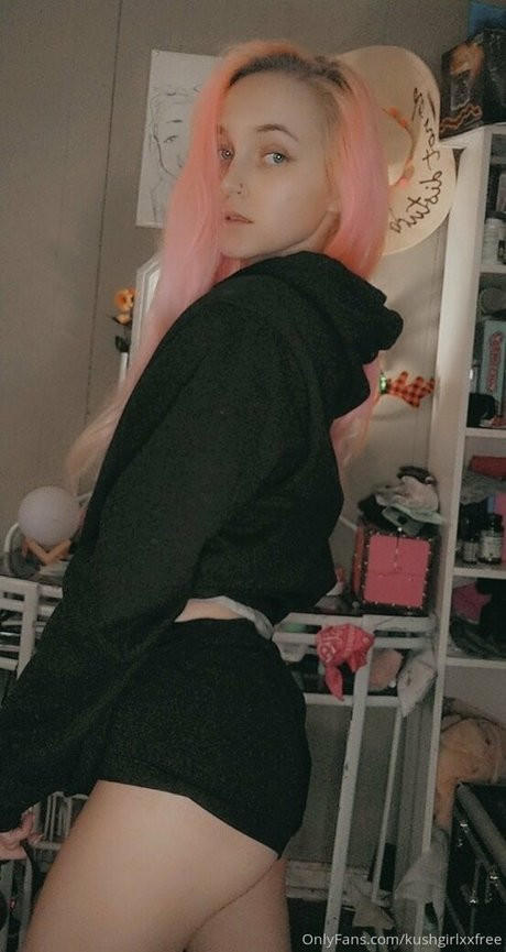 kushgirlxxfree modèle de sexe photo