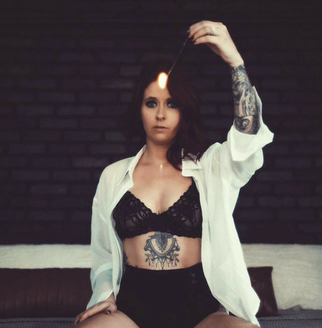 MissDesertLegacy actrice adulte galerie