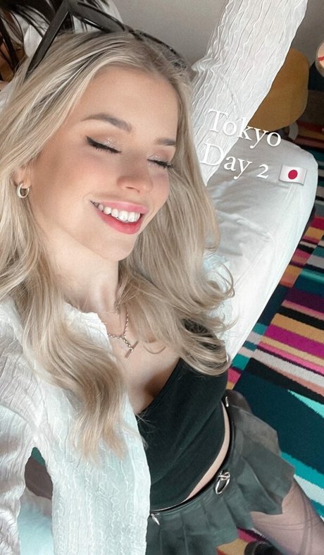 Berticuss actrice artistique photos