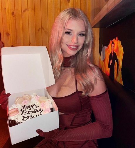 Berticuss modèle nu photos