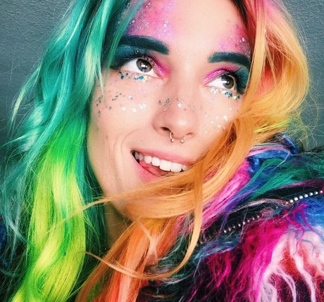 twink poilu onlyfans nu sympa photos