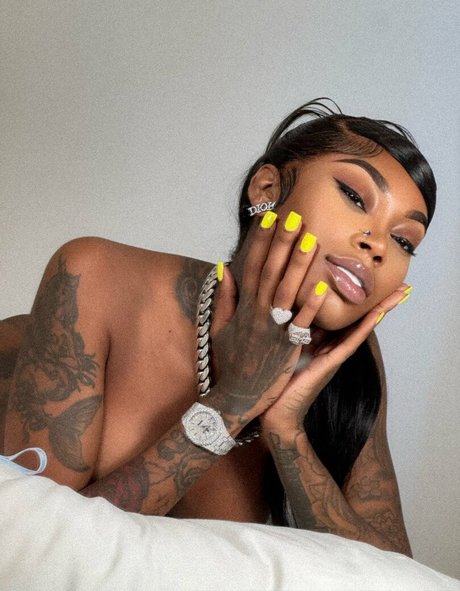 Asian Doll modèle parfait photos