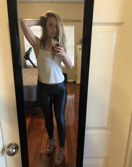 lyric in my head Profilfoto