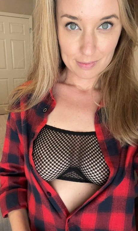 lyric in my head star érotique photos