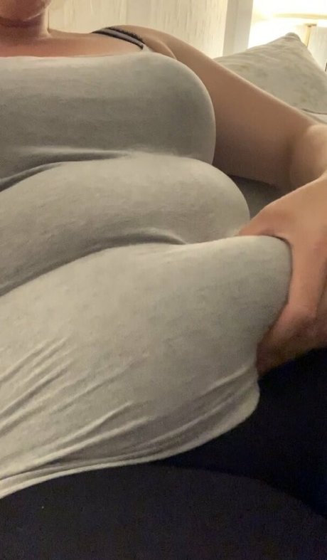 eatee actrice hd img