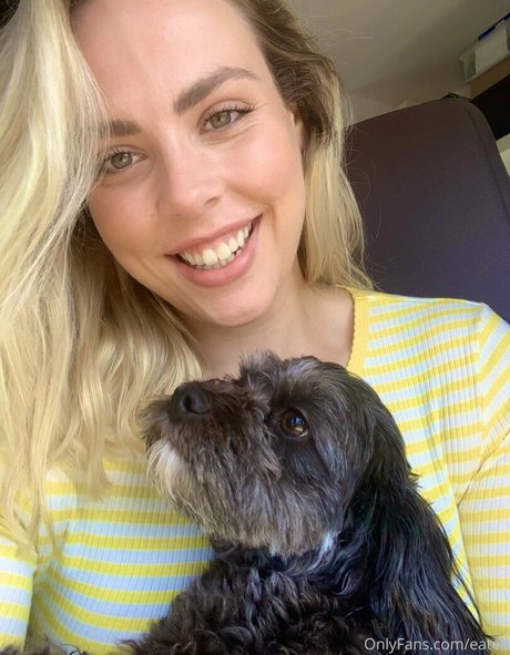 eatee modèle de haute qualité photos