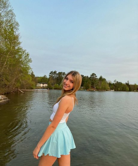 Brooke Isabella étoile parfaite photo