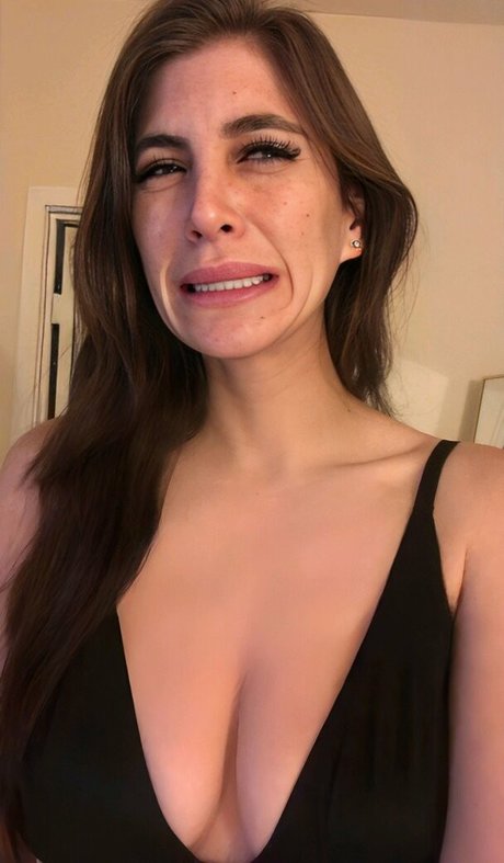 Ariana Basseri modèle de sexe galerie