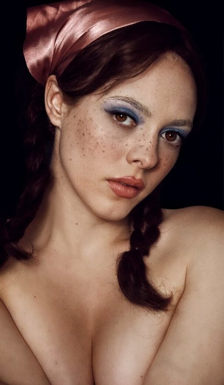 Kirsten Ria actrice libre archive