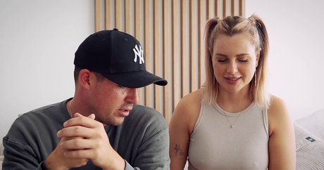 gros seins branlette espagnole onlyfans haute qualité meilleur collection