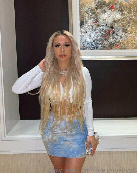 foreignbabyyy2 modèle gratuit collection