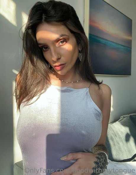 gros seins branlette espagnole onlyfans chaud belle galerie