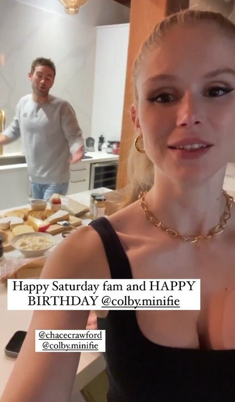 Erin Moriarty star du porno chaud galeries